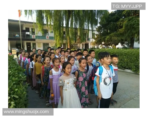 圣保利与鸿波精彩对决录像回放分析及比赛亮点总结